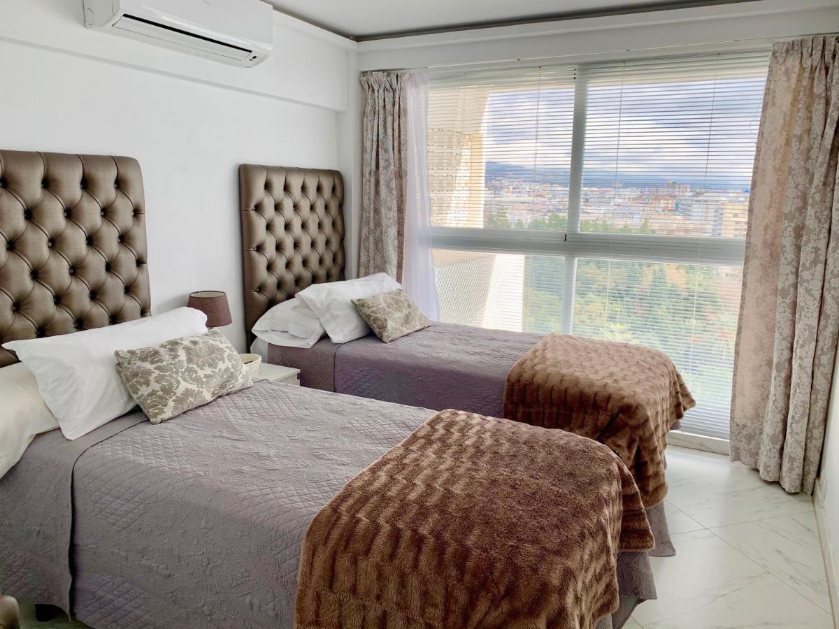 Skol 927A - Beachfront Central Luxury Penthouse Marbella Exterior photo