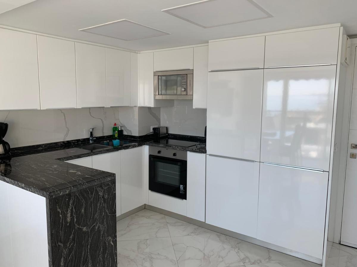 Skol 927A - Beachfront Central Luxury Penthouse Marbella Exterior photo